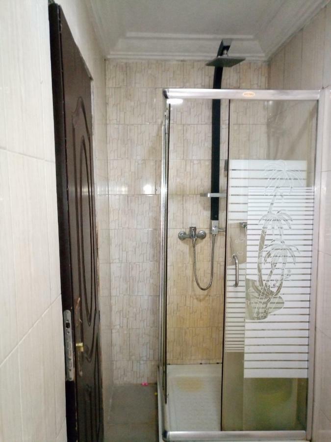 Kh Lodge Abuja Exteriör bild