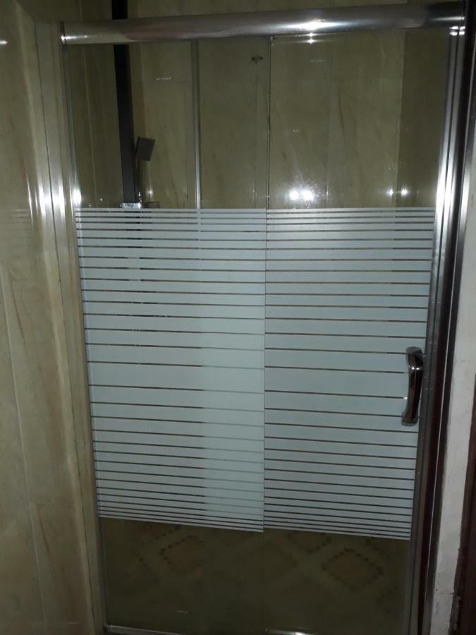 Kh Lodge Abuja Exteriör bild